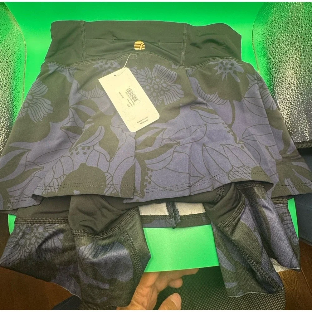 Shebeest Women's Cycling Zinia Fender Skirt size Small (Padded/Lined) - Picture 5 of 12